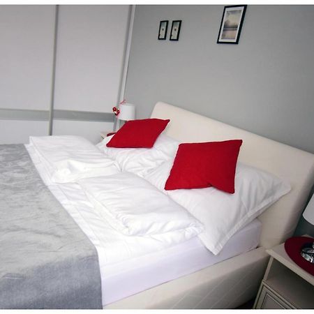 Color 24 Apartament IV Apartment Stalowa Wola Bagian luar foto