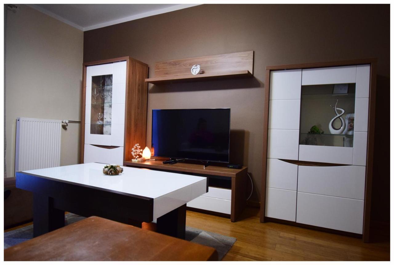 Color 24 Apartament IV Apartment Stalowa Wola Bagian luar foto